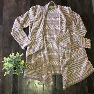 Lucky Brand cardigan 🍀